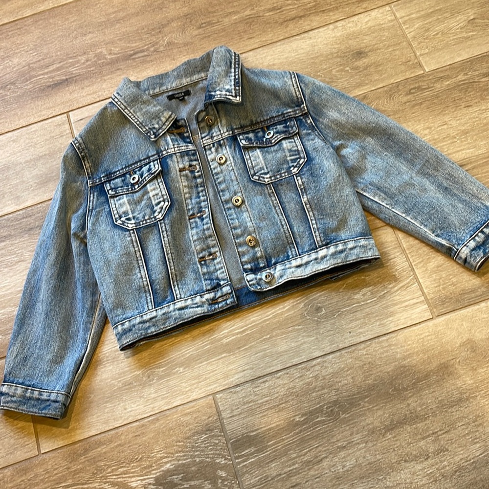 Chiqle Cropped Denim Jacket MEDIUM
